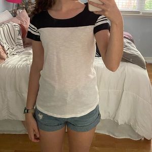 Black and white jersey top!